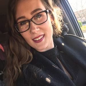 Meet your Posher, Courtney